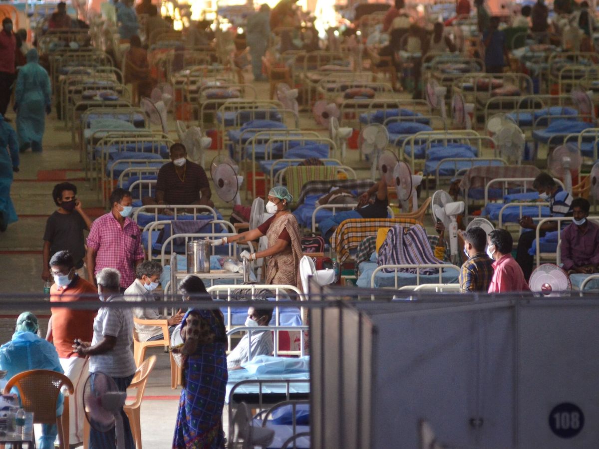 Foto: Centro de atención a personas con coronavirus en Chennai, India. (EFE/EPA/Idrees Mohammed)