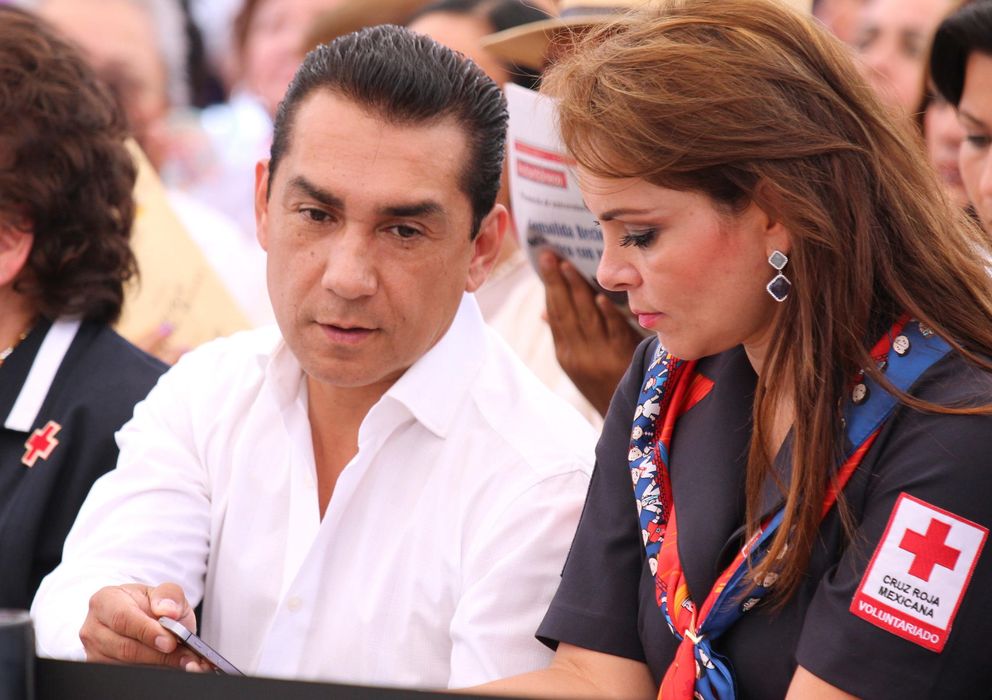 Foto: José Luis Abarca, y su esposa,esposa María de los Angeles Pineda (EFE)