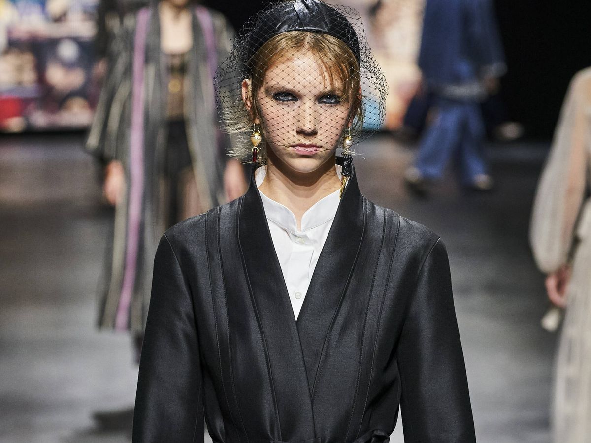 Foto: Dior se rinde ante los kimonos en su colección primavera-verano 2021. (Imaxtree)