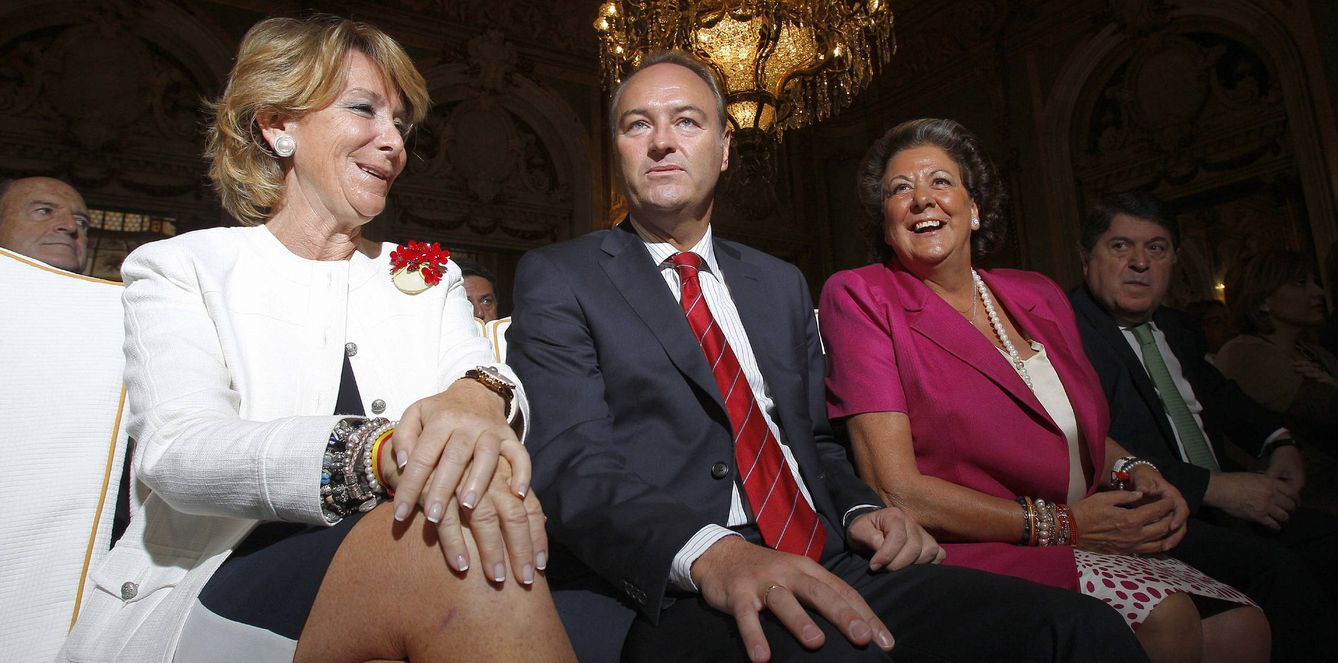 Esperanza Aguirre (i), Alberto Fabra y Rita Barberá en una imagen de archivo (EFE)