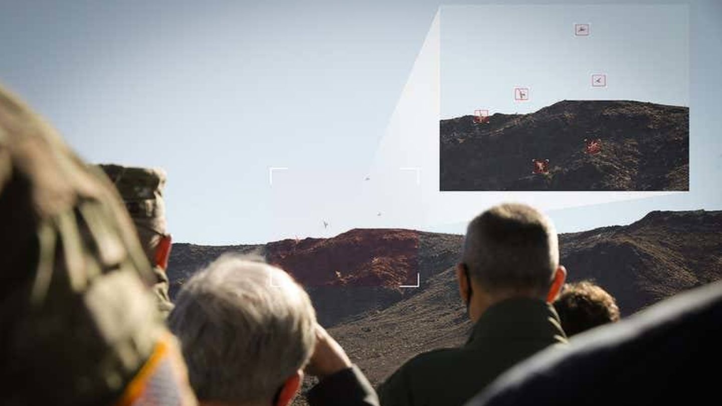 Imagen de la prueba del Leonidas con drones cayendo del cielo. (Epirus)