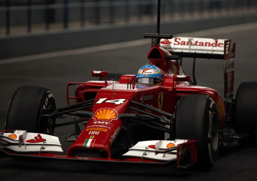 Foto: Fernando Alonso en los primeros test llevados a cabo en Jerez.