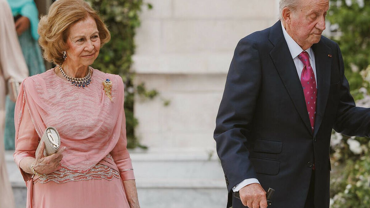 El origen del vestido de Valentino que la reina Sofía ha llevado en la boda de Hussein de Jordania