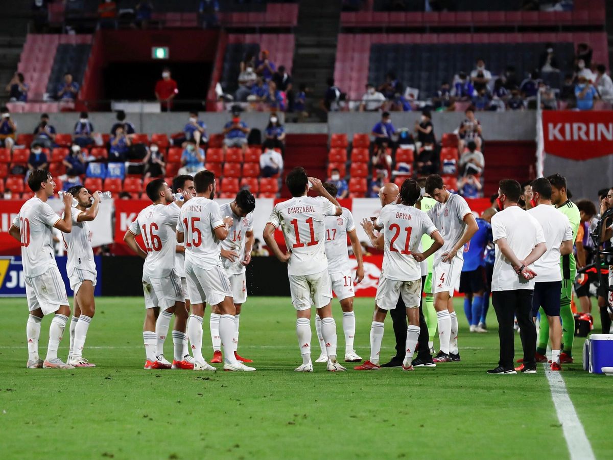 Foto: La selección española, durante el amistoso frente a Japón. (EFE)