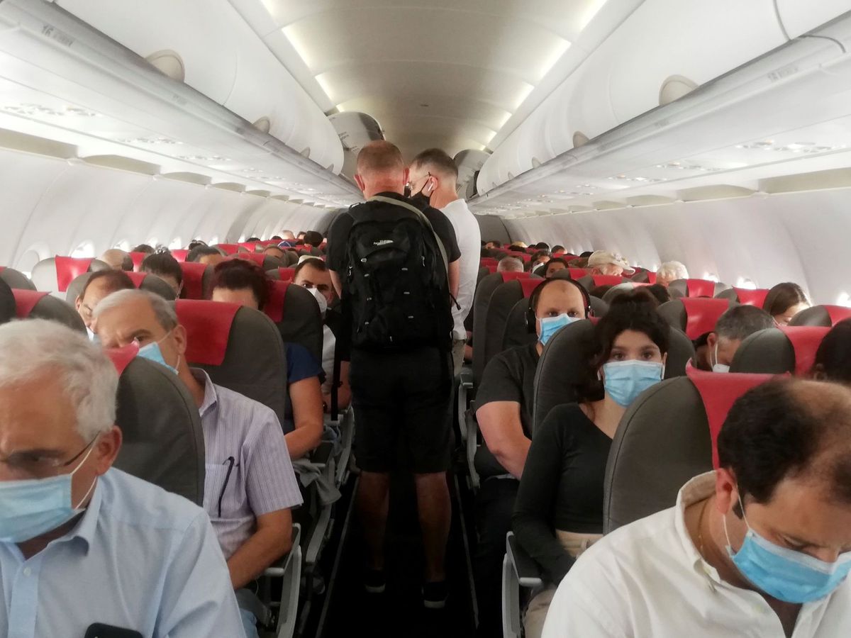 Foto: El interior de un avión a punto de despegar desde Barajas el pasado 2 de julio. (EFE)