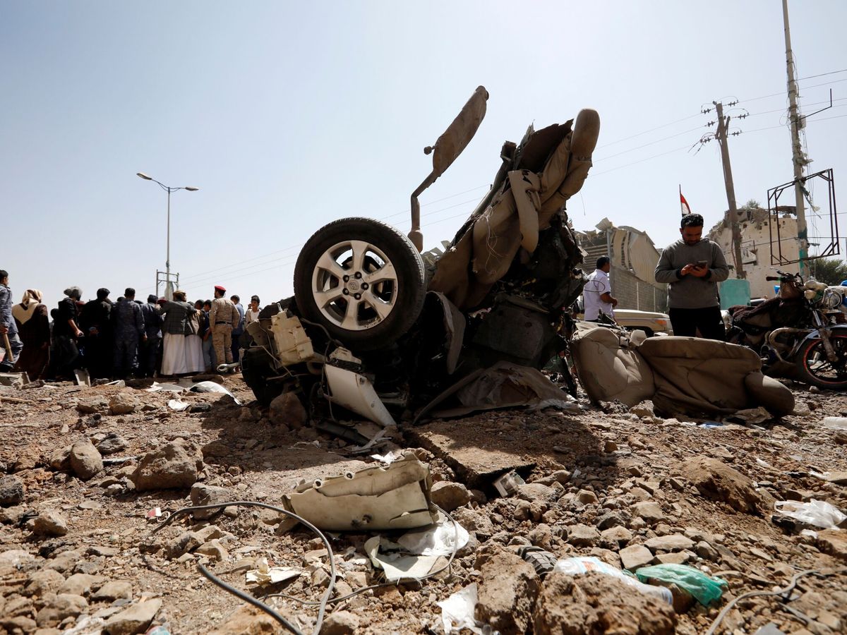 Foto: Ataques aéreos de la coalición saudí en la capital yemení a principios de diciembre. (EFE/Yahya Arhab)