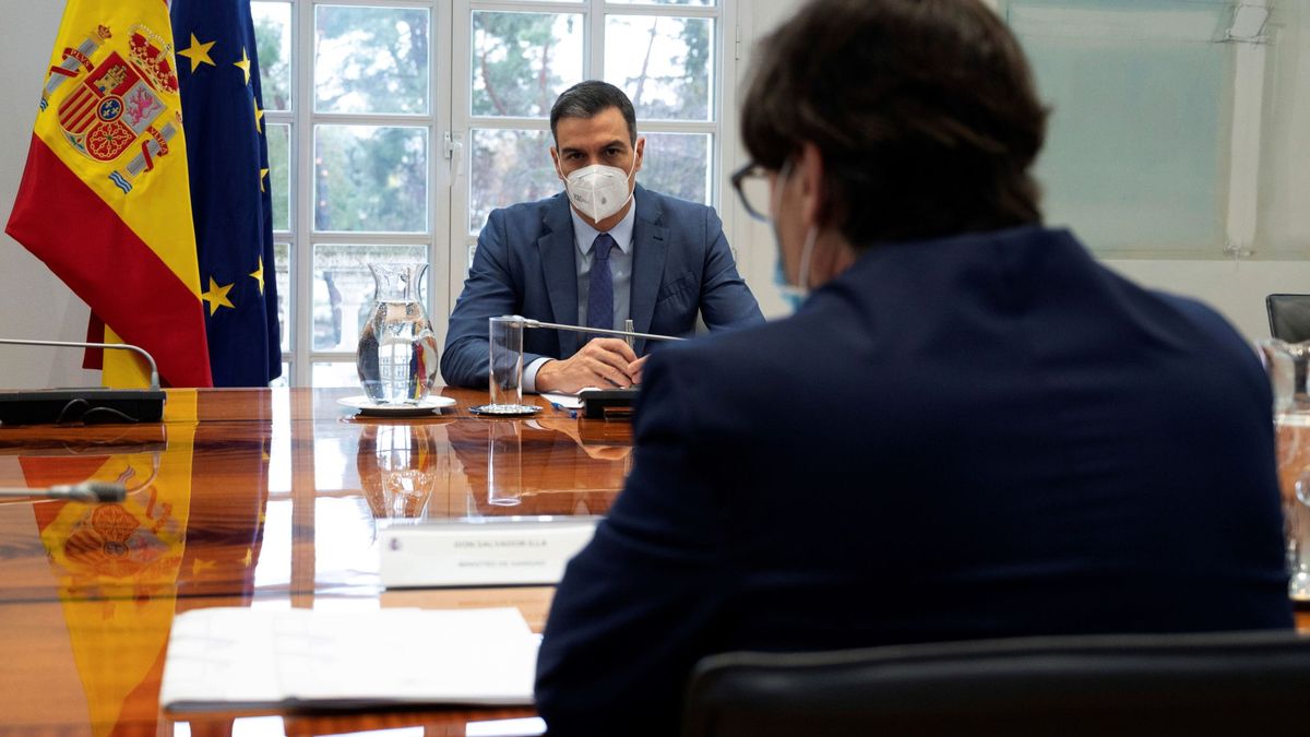 Sánchez convierte la remodelación del Gobierno en el trampolín electoral de Illa