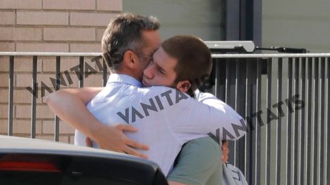 Fotos exclusivas: El abrazo de Iñaki Urdangarin y su hijo Juan con el que sellan la paz