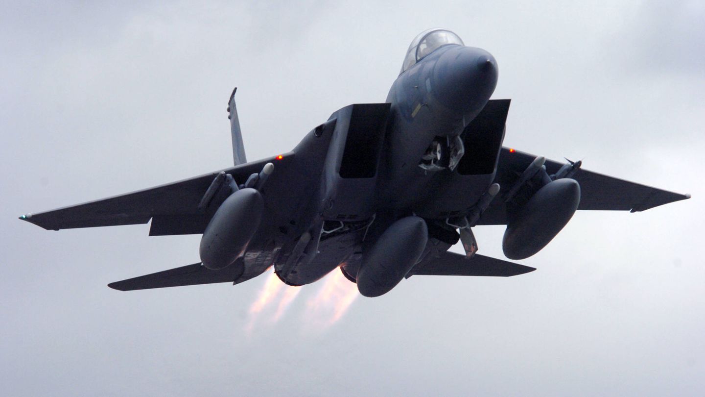 Bombardero F-15C Eagle de EEUU (U.S. Air Force)