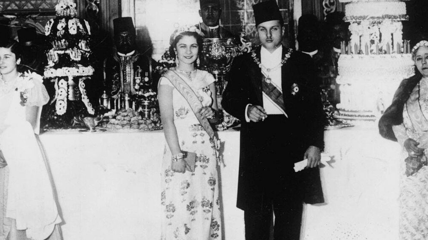 El rey Faruq, junto a su primera esposa en 1940. (Getty)