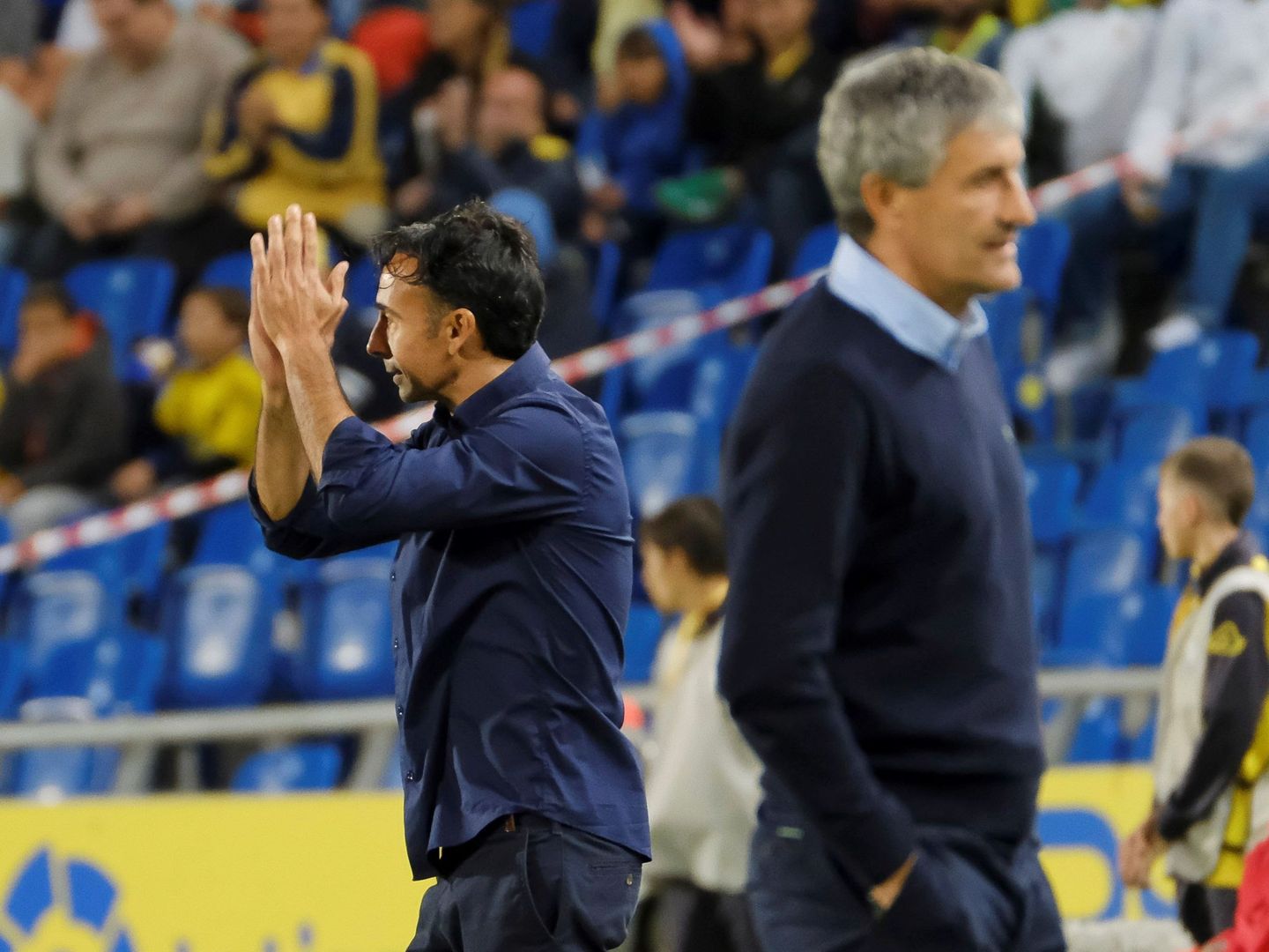 Paquito Ortiz es el tercer entrenador que se sienta en el banquillo de la UD Las Palmas esta temporada. (EFE)