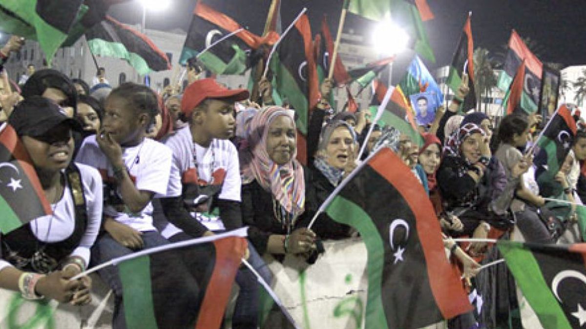 La sangre del ex dictador Gadafi mancha la primavera democrática árabe