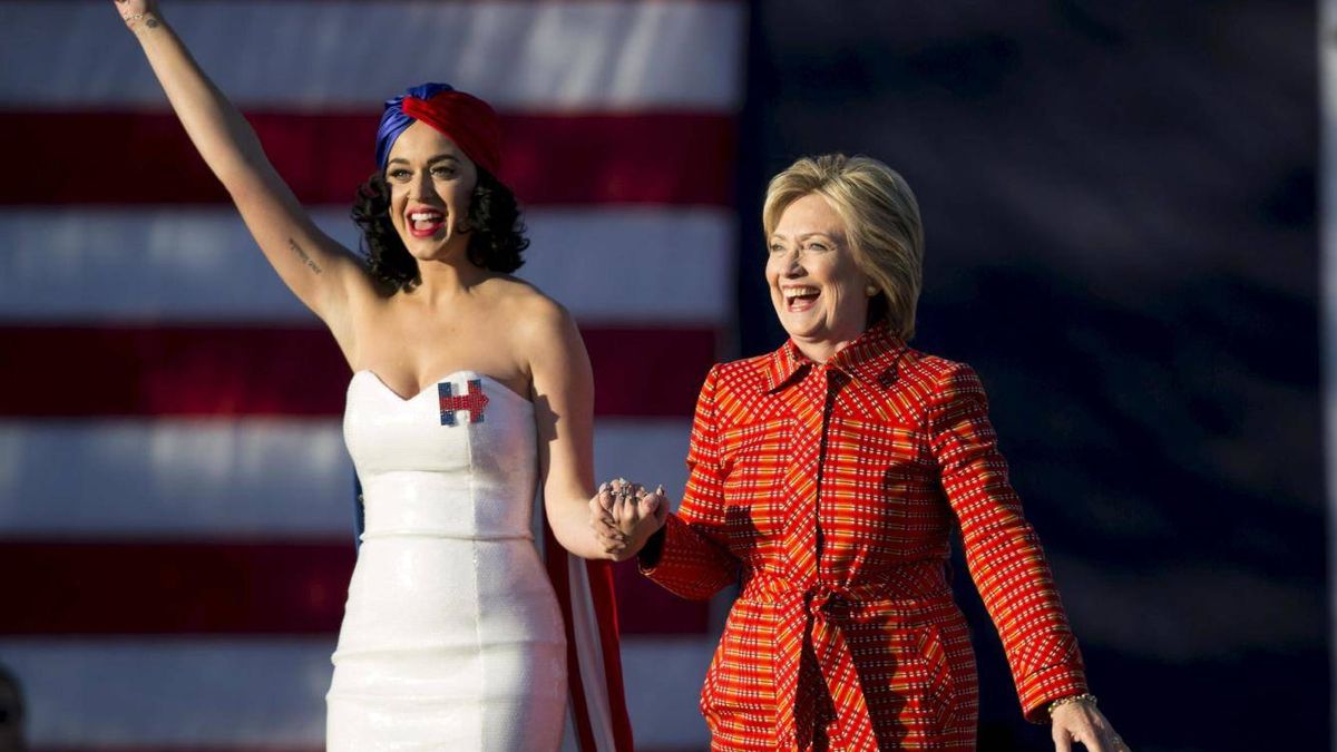 Katy Perry se desnuda para apoyar a Hillary Clinton y destronar a Donald Trump