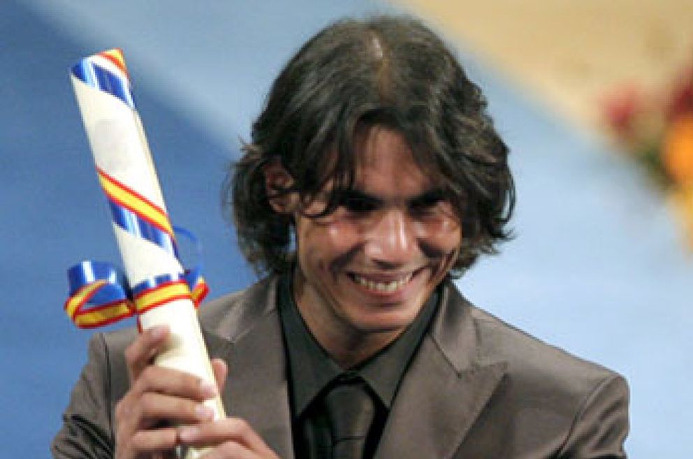 Foto: Rafa Nadal recibe el Premio Príncipe de Asturias