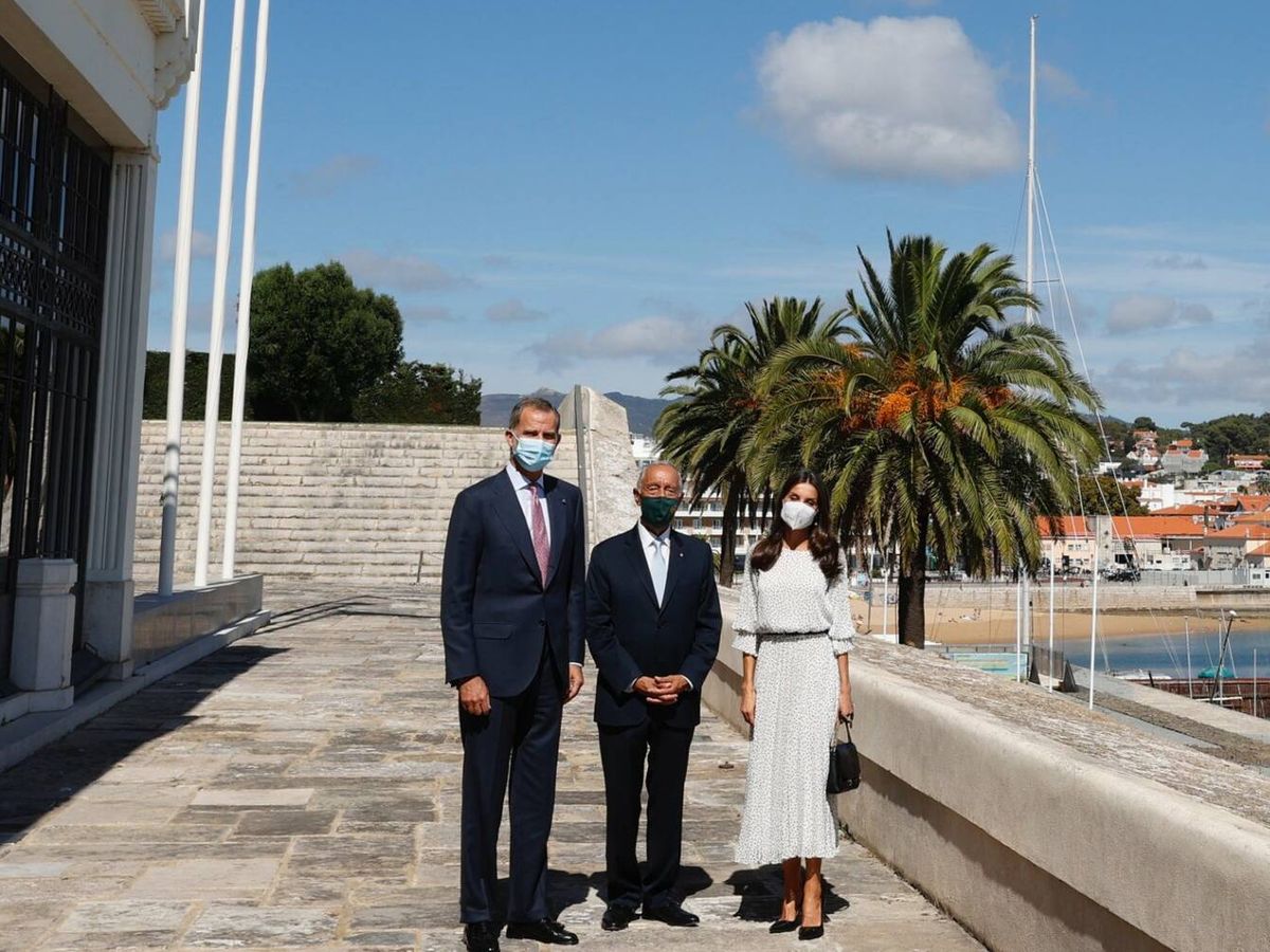 Foto: Los Reyes, con el presidente de Portugal. (Casa de S. M. el Rey)