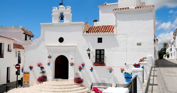 Foto: La ermita de los Remedios, un rincón encantador de los muchos que hay en este pueblo. (Foto: Turismo Mijas)