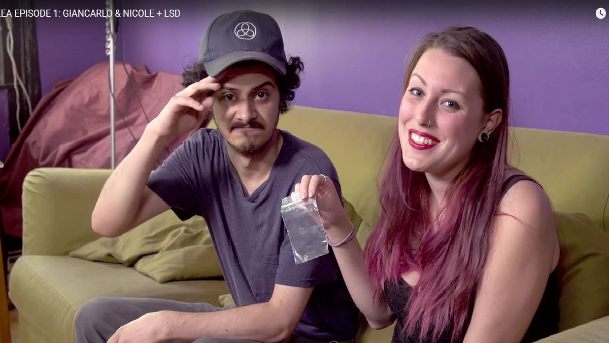 La pareja que intentó montar muebles de Ikea bajo los efectos de las drogas
