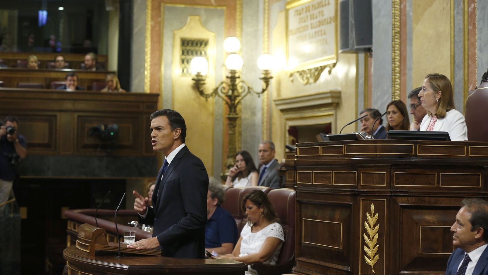 Foto: Pedr Sánchez, durante la intervención previa a la segunda votación de investidura de Mariano Rajoy, este 2 de septiembre en el Congreso. (EFE)