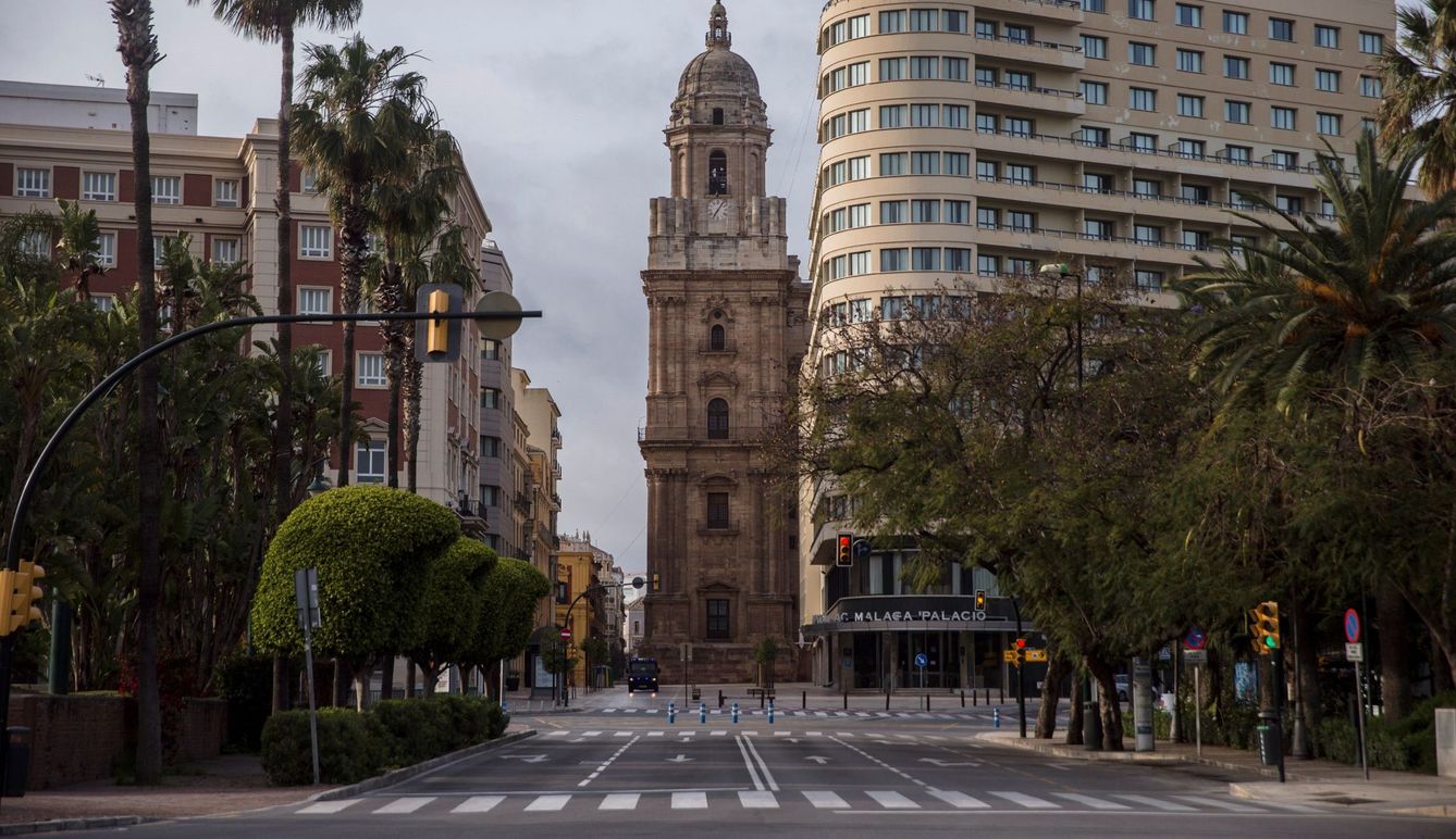 Vista parcial de la Catedral de Málaga. (EFE/Jorge Zapata)