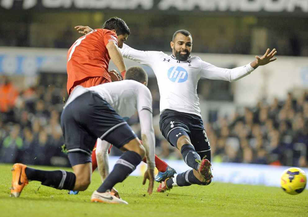 Foto: Luis Suárez liquidó al Tottenham (Efe).