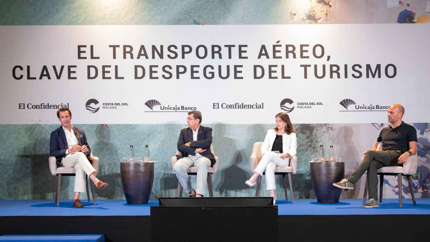 Antonio López de Ávila, TDDS; Antonio Guevara, Facultad de Turismo de la UMA; Carmen Alonso, Visa, y Mariano Silveyra, Cabify.