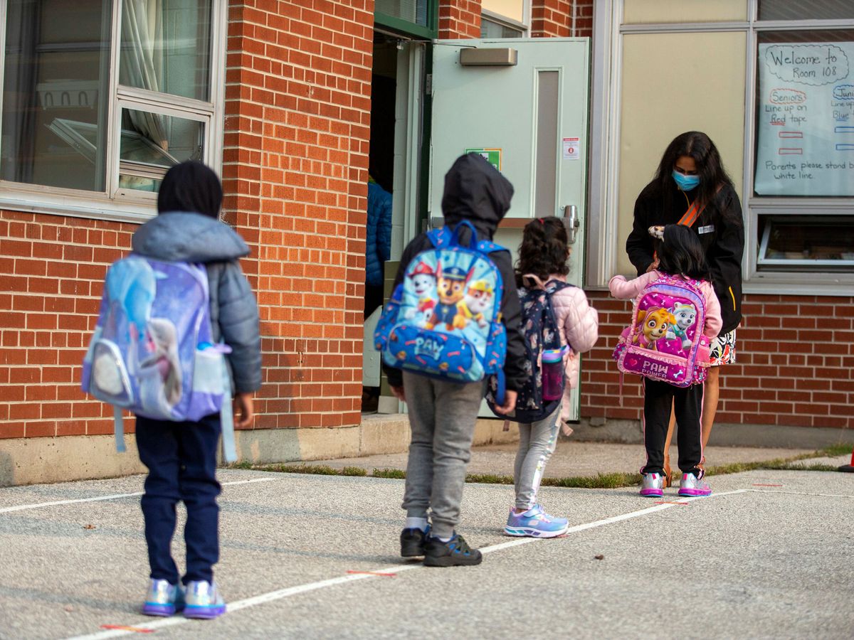 Foto: Niños en una escuela en Toronto. (Reuters)