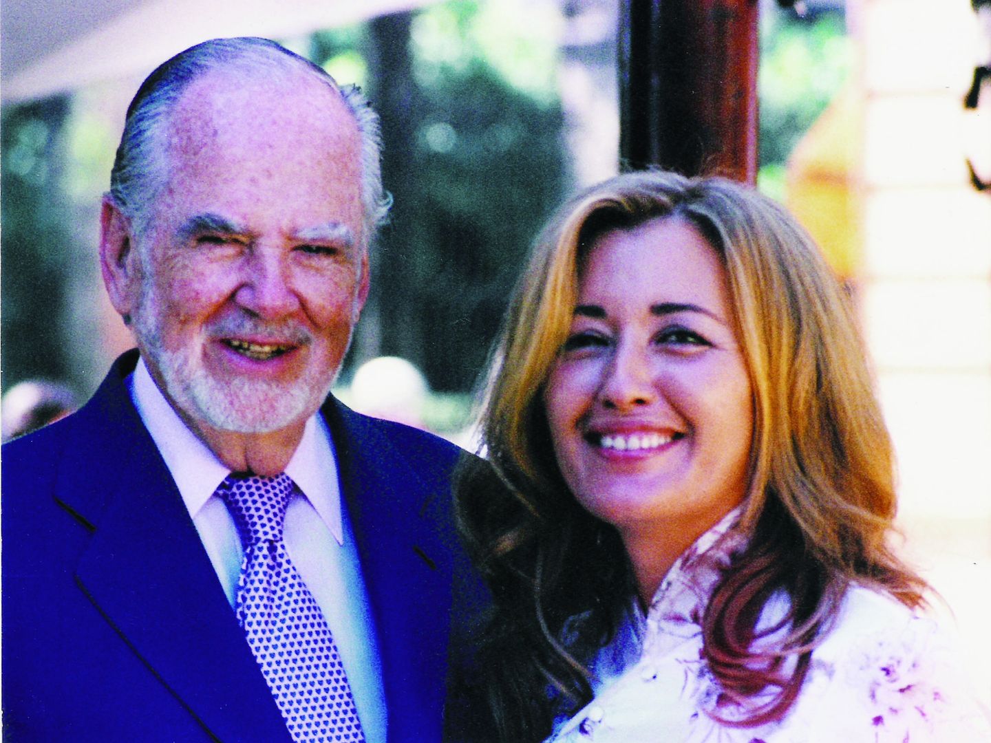 Manuel Prado con su esposa, Celia García-Corona. (Foto cedida por la editorial Almuzara)