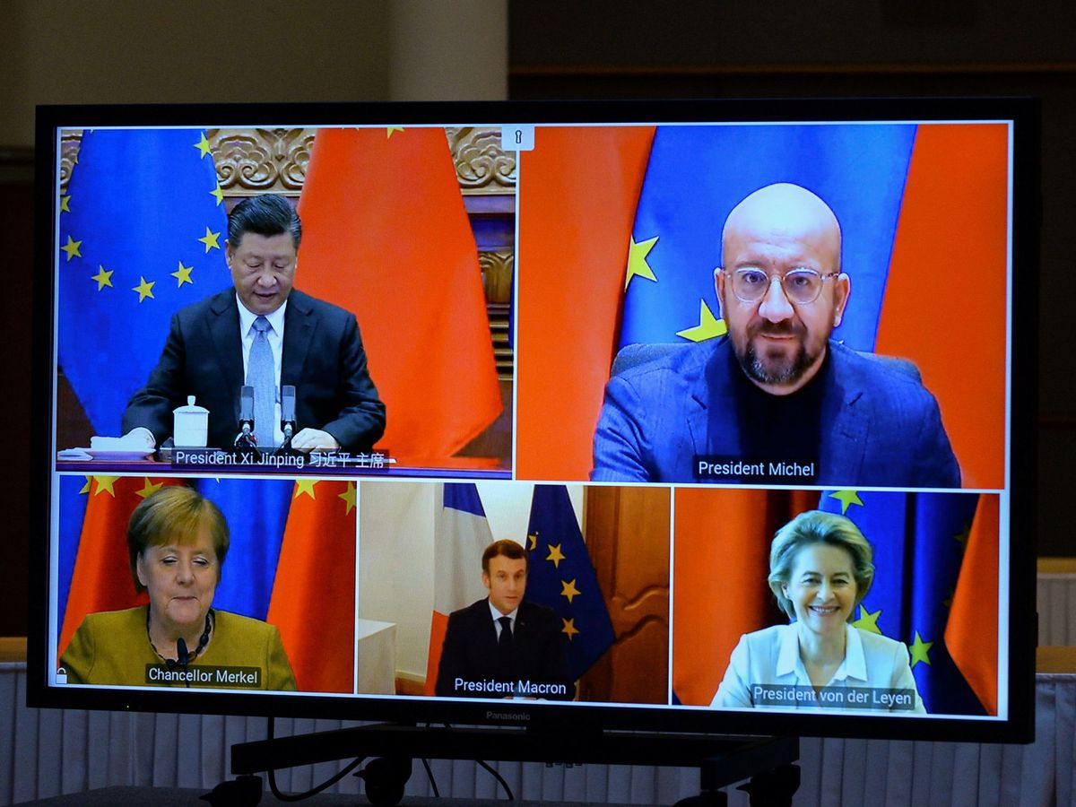 Foto: Líderes de la Unión Europea hablando con Xi Jinping por videoconferencia. (Reuters)