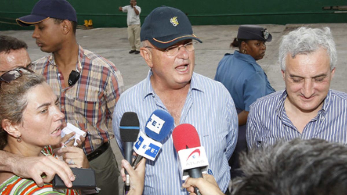 El negociador de secuestros en Somalia, 'premiado' con la embajada de Colombia