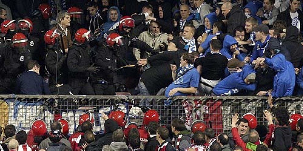 Foto: Fallece el joven herido en los incidentes que tuvieron lugar en Bilbao tras el Athletic-Schalke