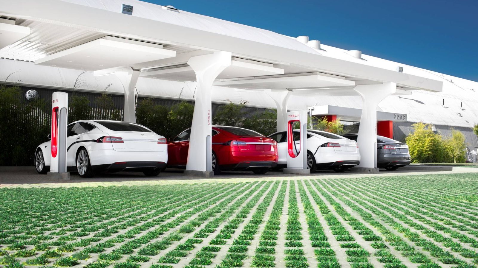 Foto: Estación de recarga rápida de Tesla.