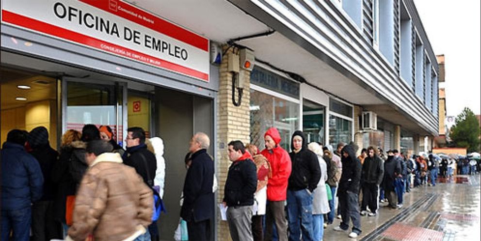 Foto: El Gobierno busca una ayuda de 400€ a medio camino entre el subsidio y el 'mini job'