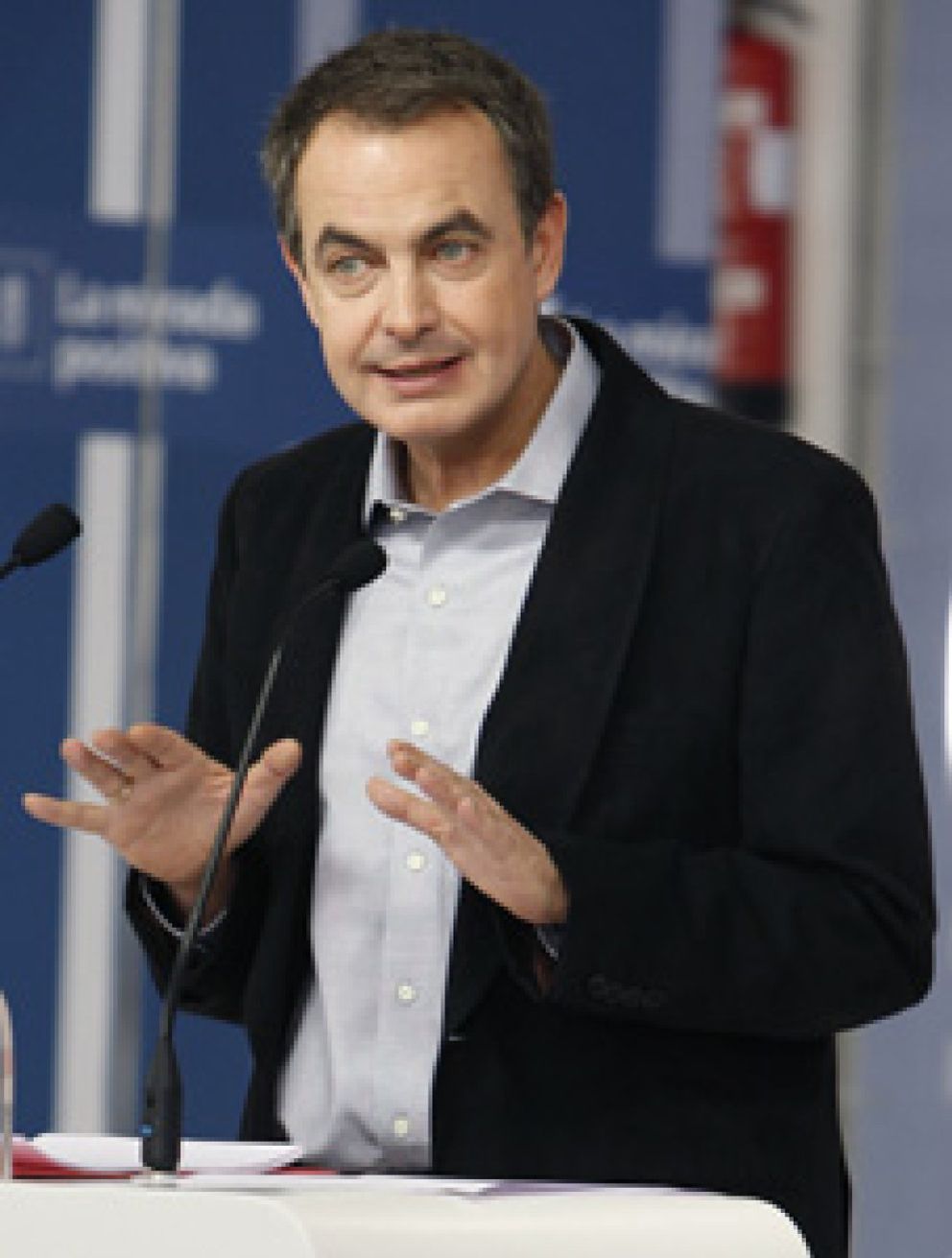 Foto: Zapatero se la juega electoralmente con la defensa en solitario del canon digital
