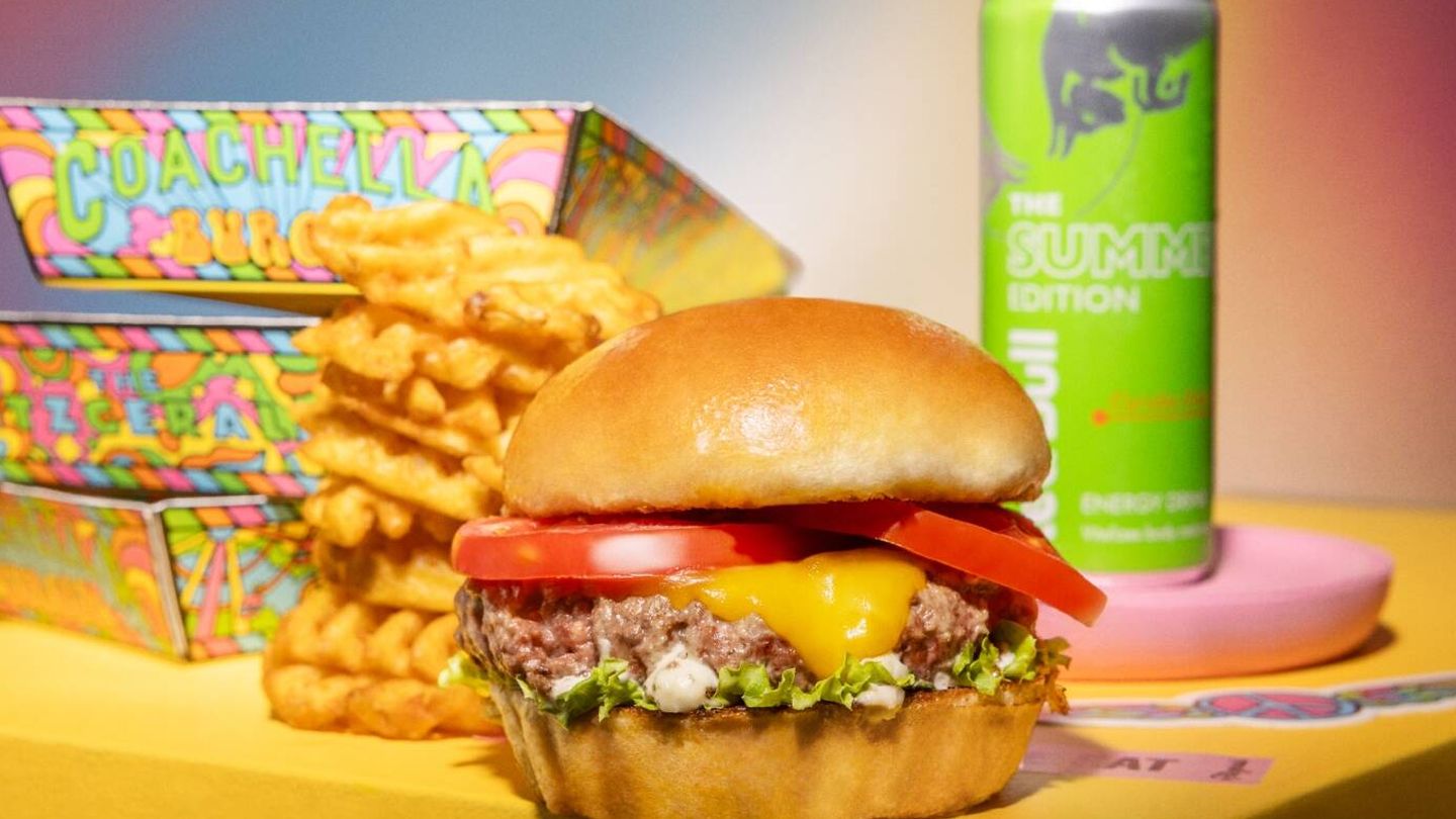 La nueva burger Coachella de edición limitada. (Cortesía)