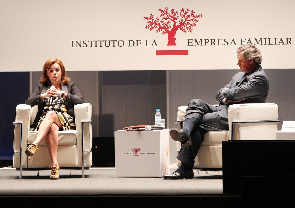 Foto: Soraya Sáenz de Santamaría y José Manuel Entrecanales.
