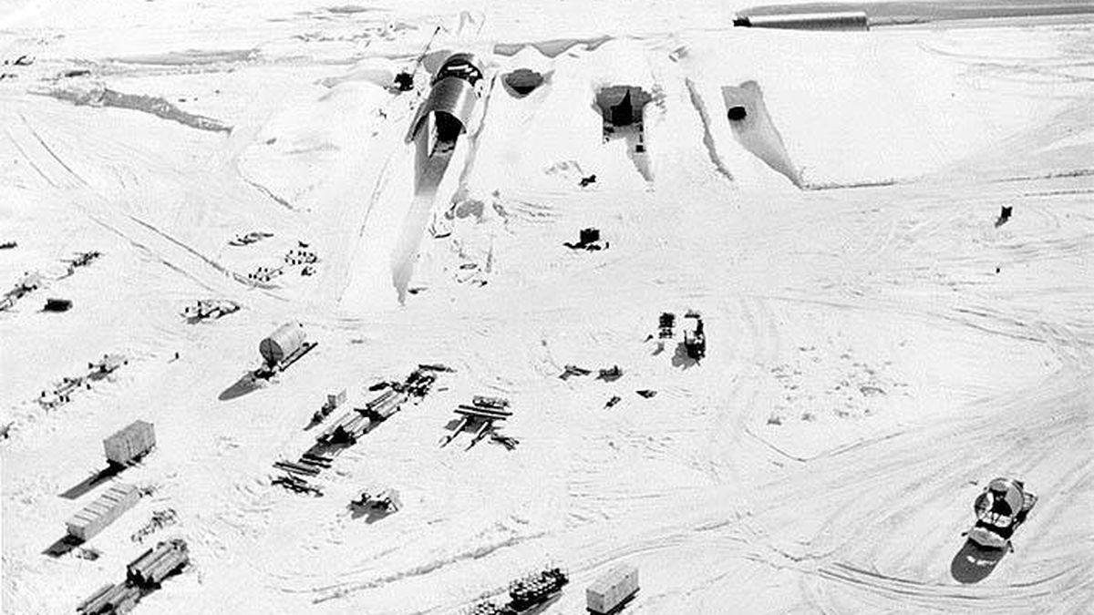 El misterioso proyecto de la Guerra Fría que descubrió fósiles inquietantes en Groenlandia