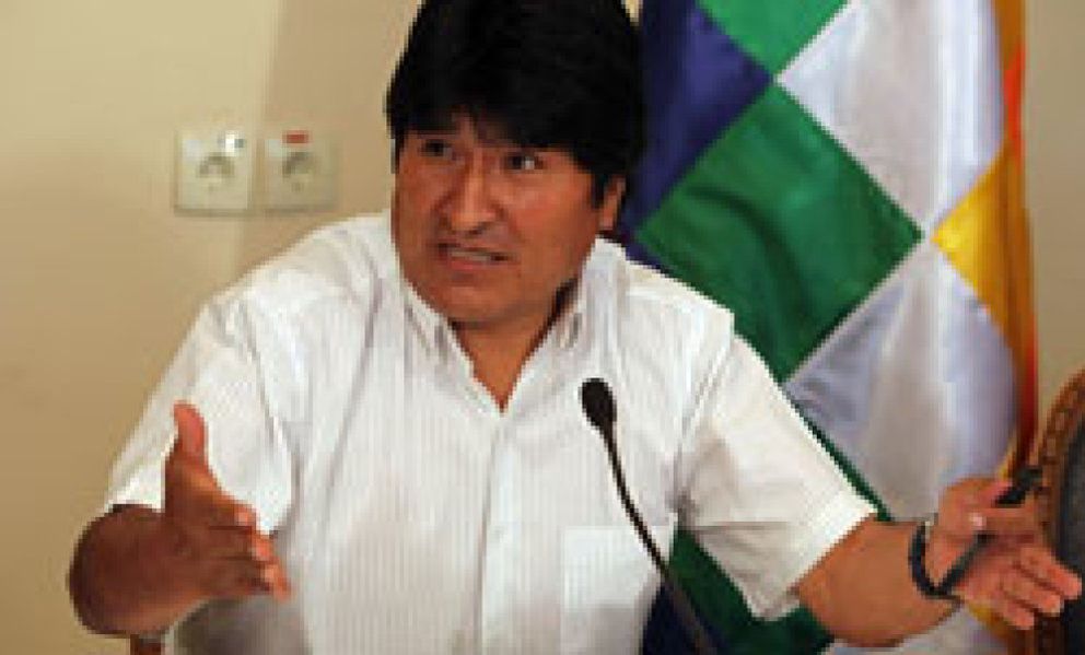 Foto: Evo Morales presenta un proyecto de pensiones que anula los contratos de BBVA y Zurich
