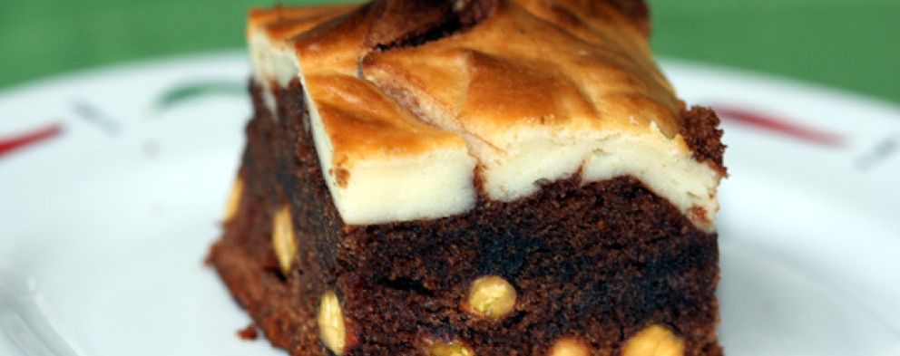 Foto: Boda anglosajona: brownie de cheese cake y piñones