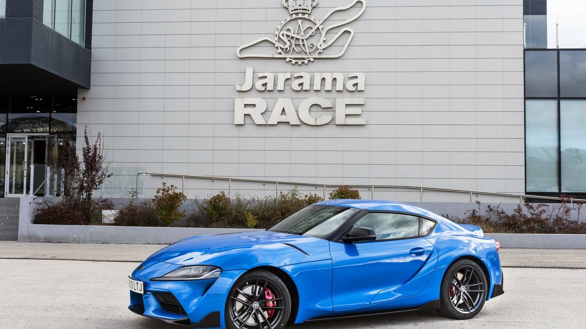 Toyota y su GR Supra Jarama Racetrack Edition rinden homenaje a un trazado clásico