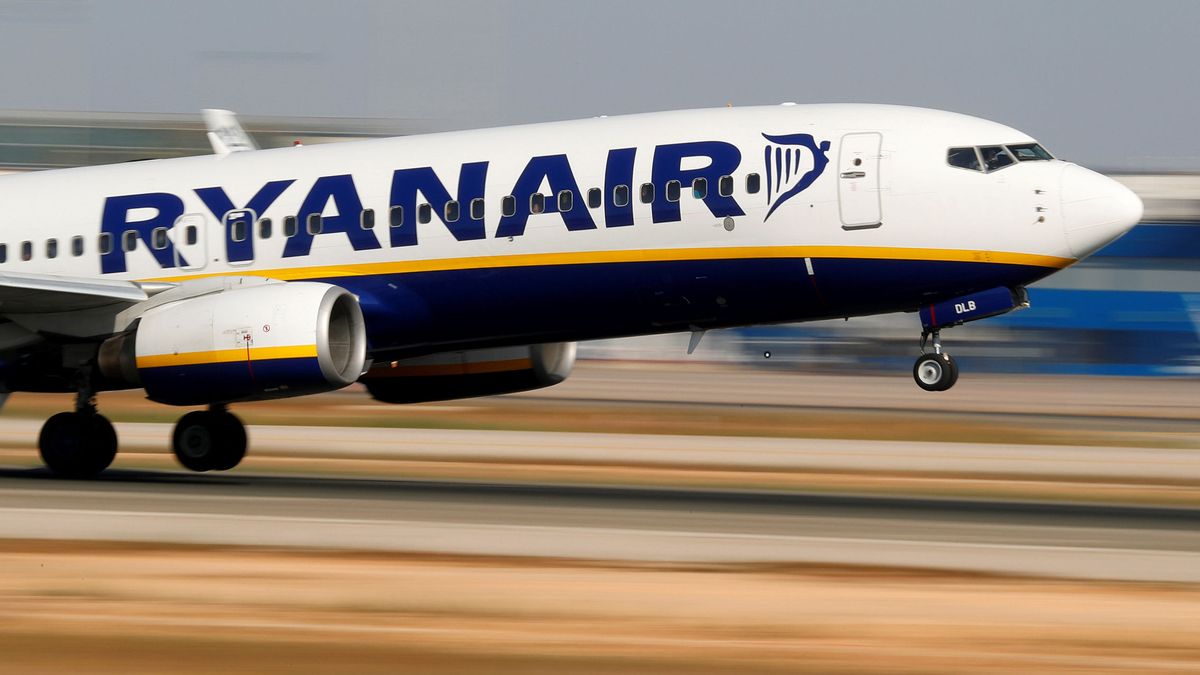 Ryanair cancela 82 vuelos en España este viernes por la huelga de pilotos