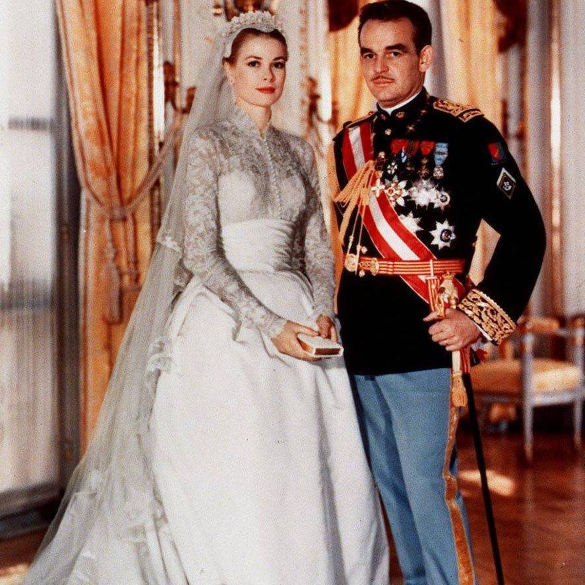 65 años del vestido de boda (icono) de Grace Kelly: expertos Caprile lo analizan
