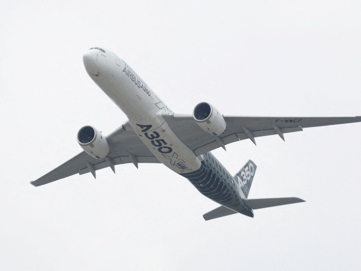 Foto: Airbus A350 en pleno vuelo. (Reuters)