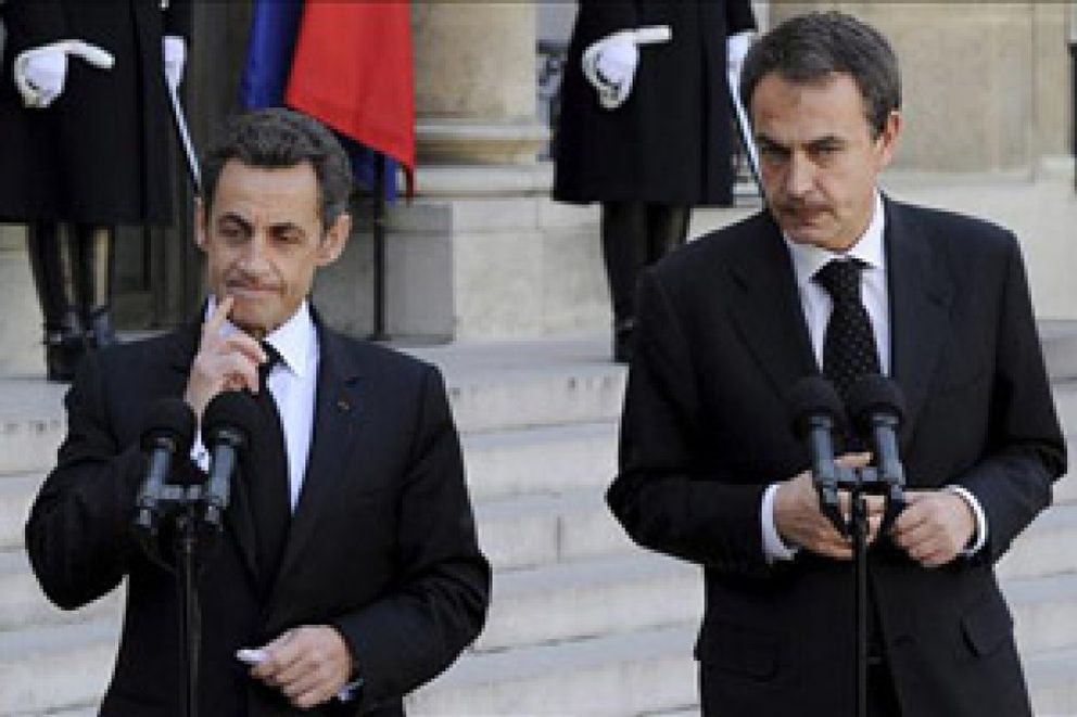 Foto: Francia y España piden una cumbre del Eurogrupo previa al Consejo Europeo