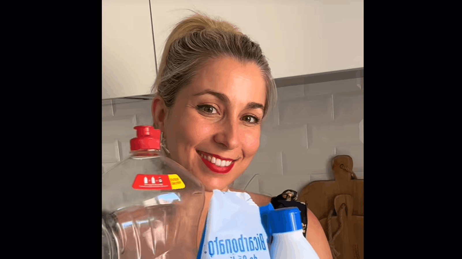 Alicia Martínez, experta en hogar: "Con esta mezcla podrás eliminar las manchas imposibles de los paños y bayetas"