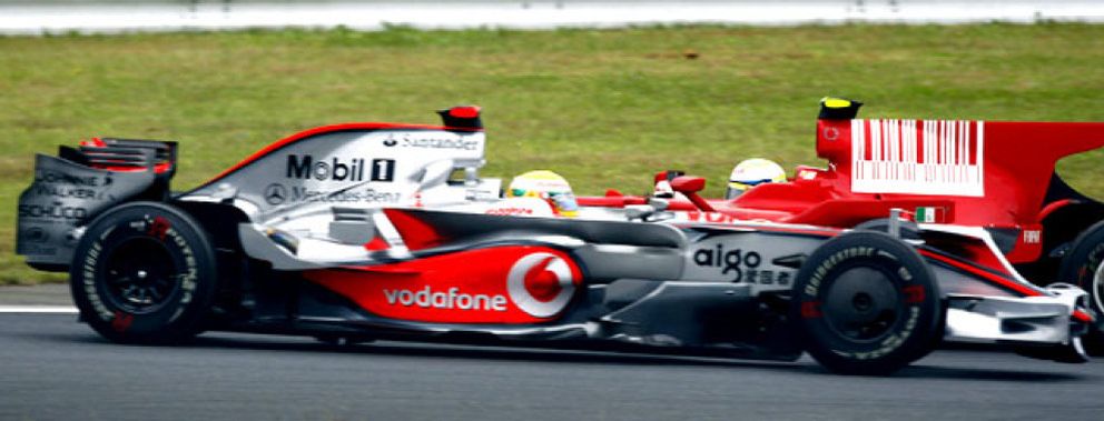 Foto: McLaren, el único preparado para la bofetada de la FIA
