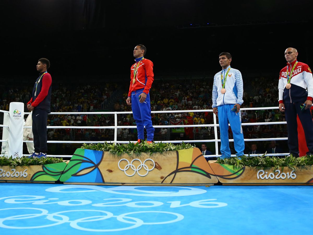 Foto: El boxeador cubano Robeisy Eloy Ramirez, oro en boxeo (56 kg) en Río de Janeiro en 2016. (Reuters)