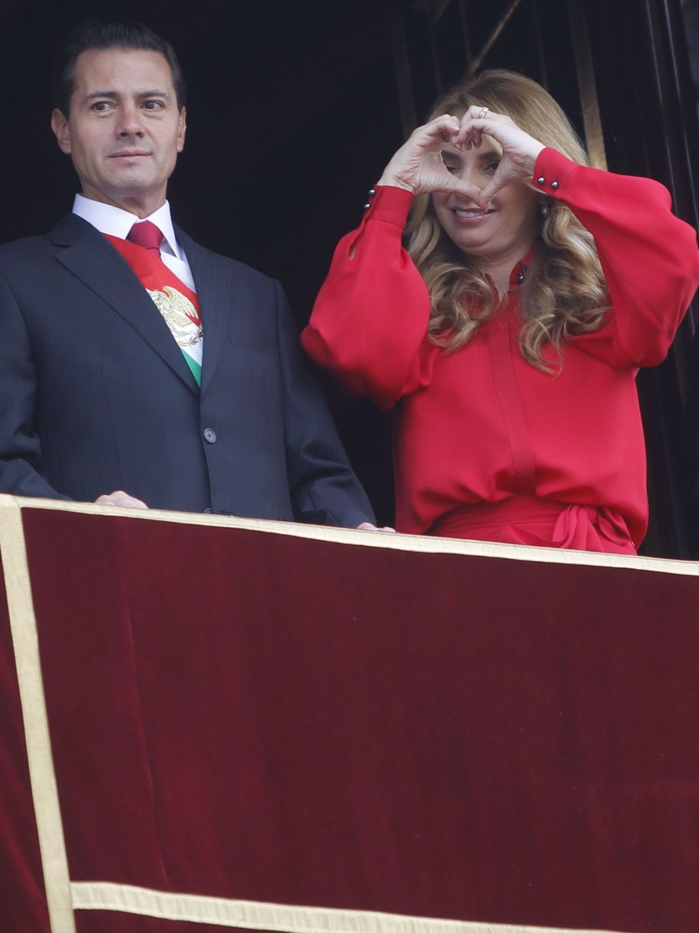 Enrique Peña Nieto y Angélica Rivera. (EFE)