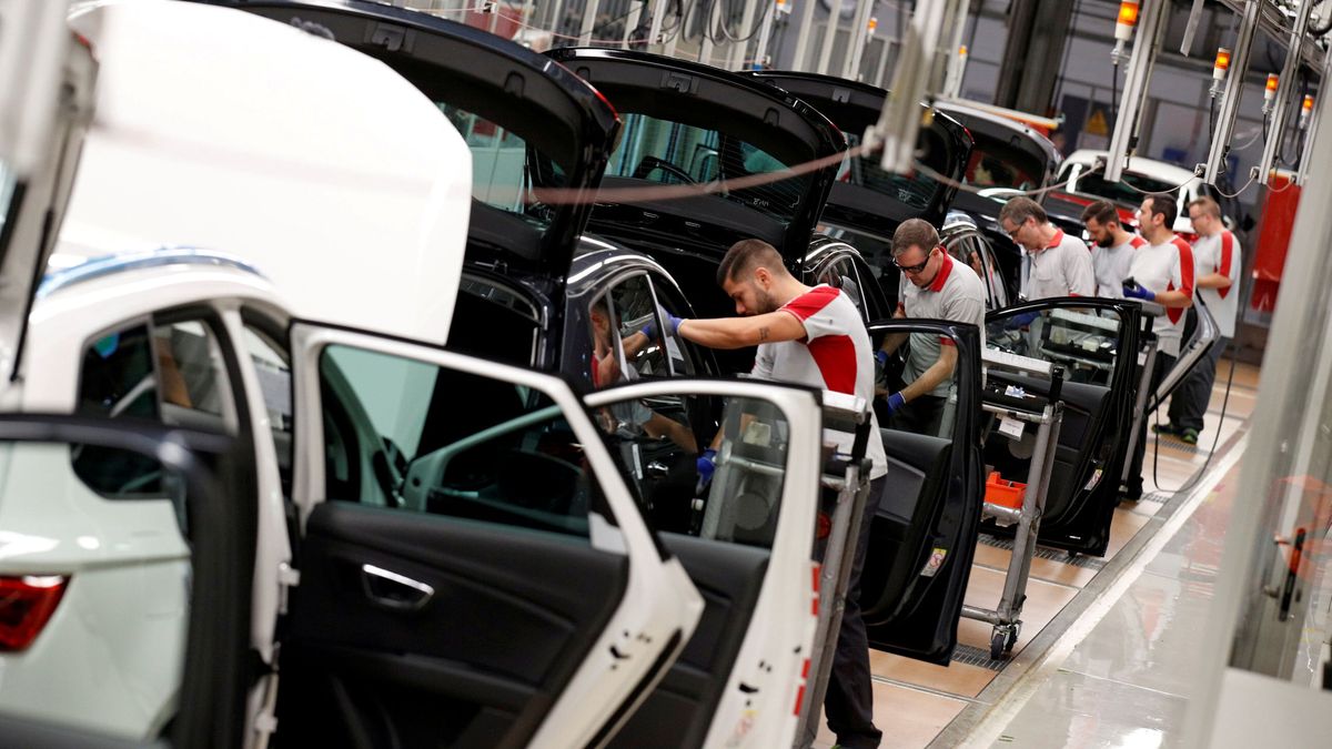 El Gobierno prepara un plan de ayuda al sector del automóvil de 3.750M de euros