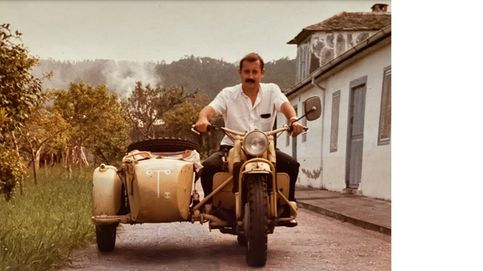 La gran hazaña motociclista del primer 'pingüino' español de la historia en 1974