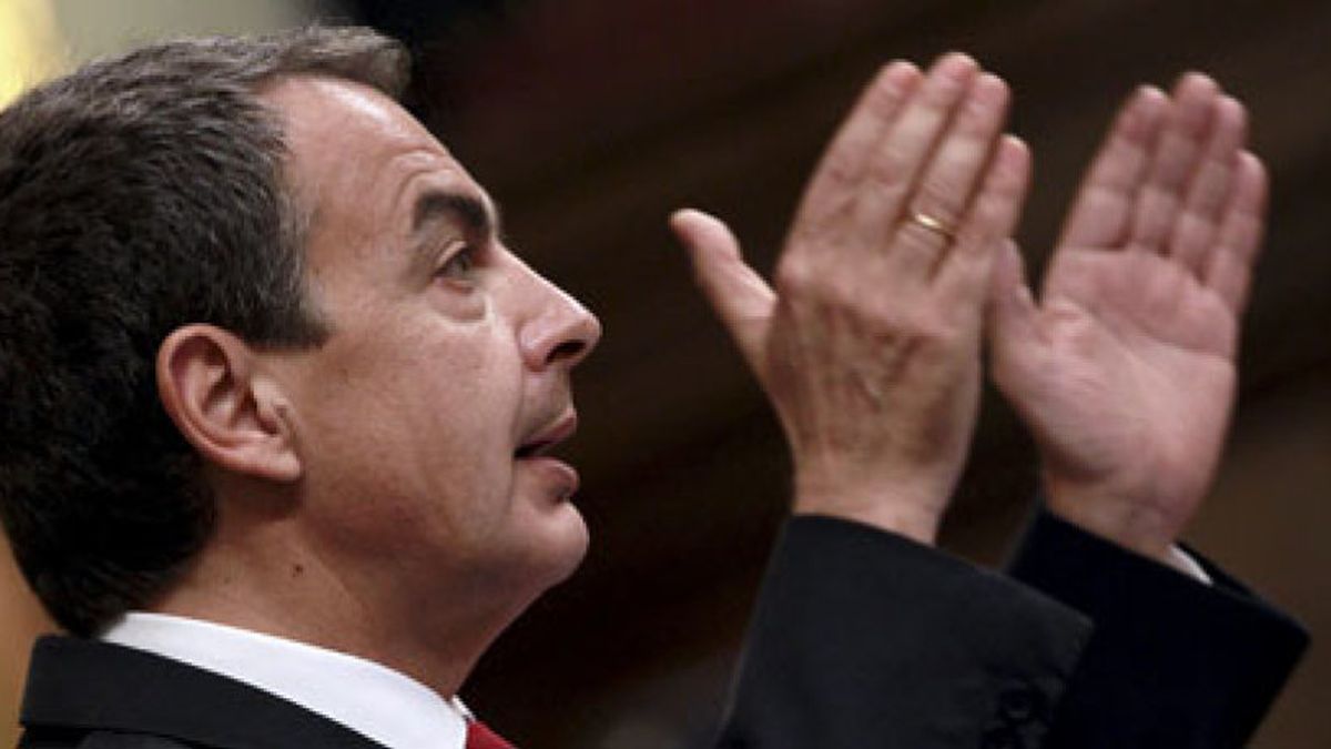 Zapatero inicia una gira por Túnez, Qatar y Emiratos Árabes Unidos